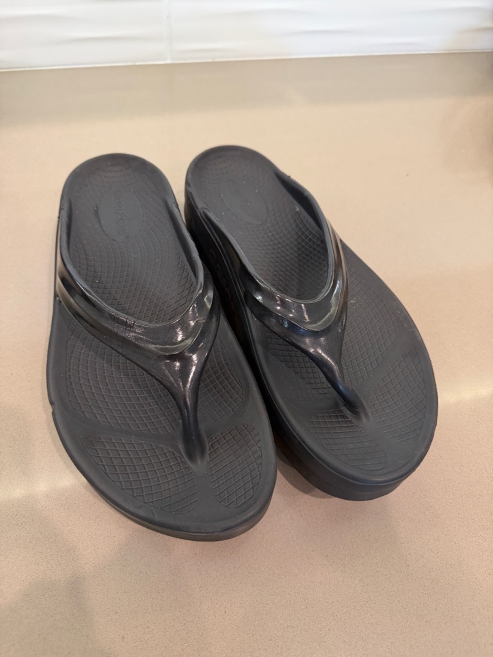 Oofos Black Platform Flip Flop Sandals